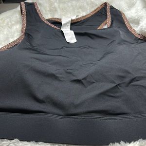 Flabletics sports bra
